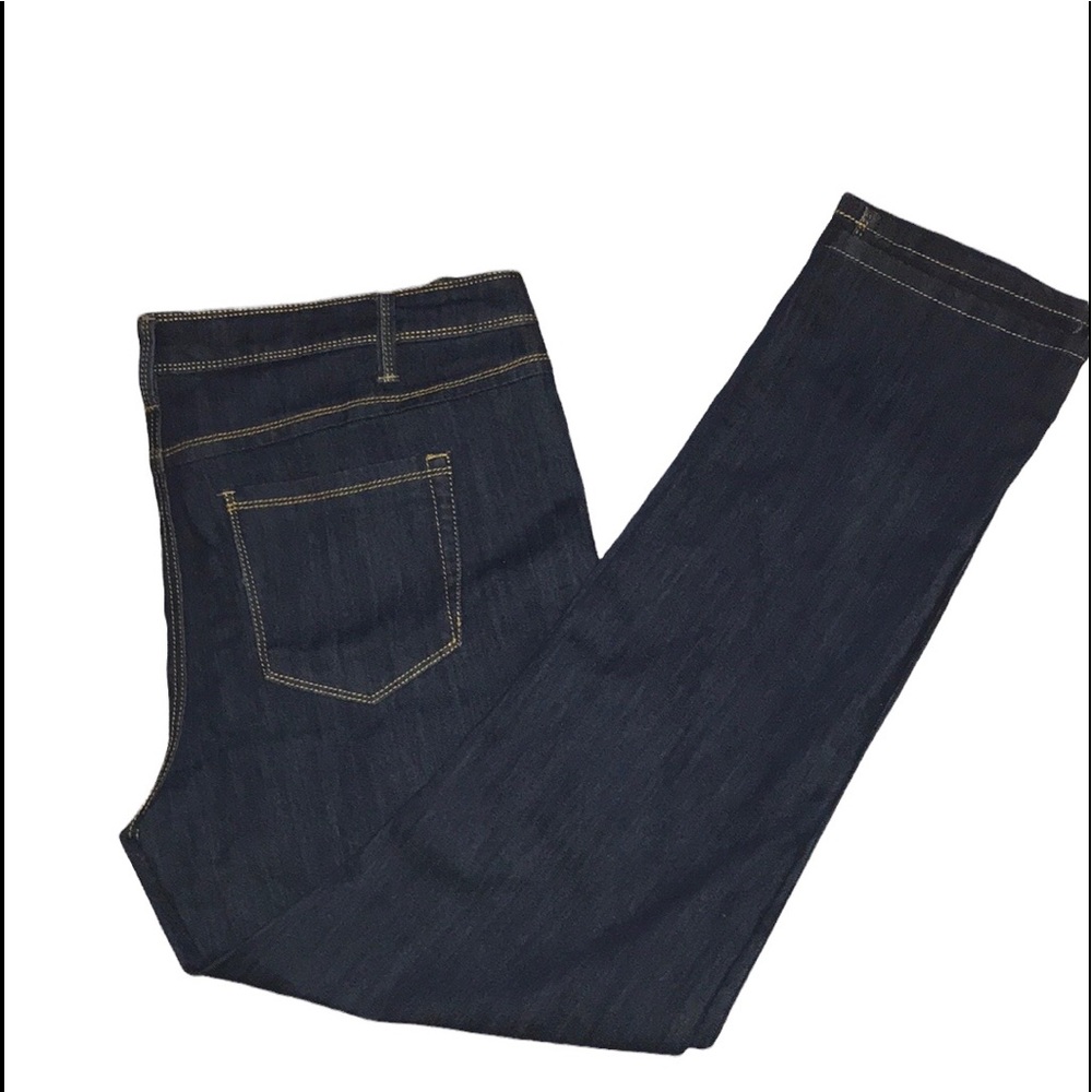 FASHION TO FIGURE JEANS